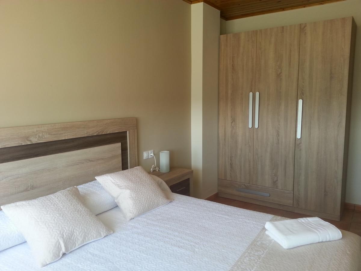 Apartamentos Mirador De Gúdar Екстериор снимка